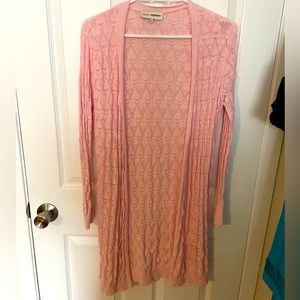 Colour Eighteen Long Light Knit Cardigan. Size: Small. Colour: Soft Pink.